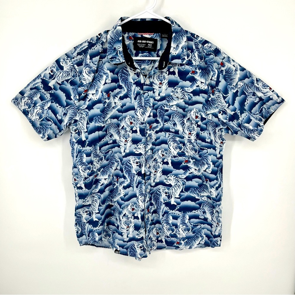 RJC X03 Street Short Sleeve Button Up Blue White Tiger Print XL Bold Cali‎ Vibe